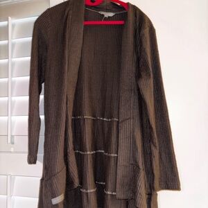 Elegant Gray Women's Sweater